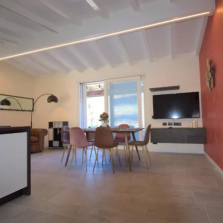 Apartment Jolanda Bellagio Wild Flowers *